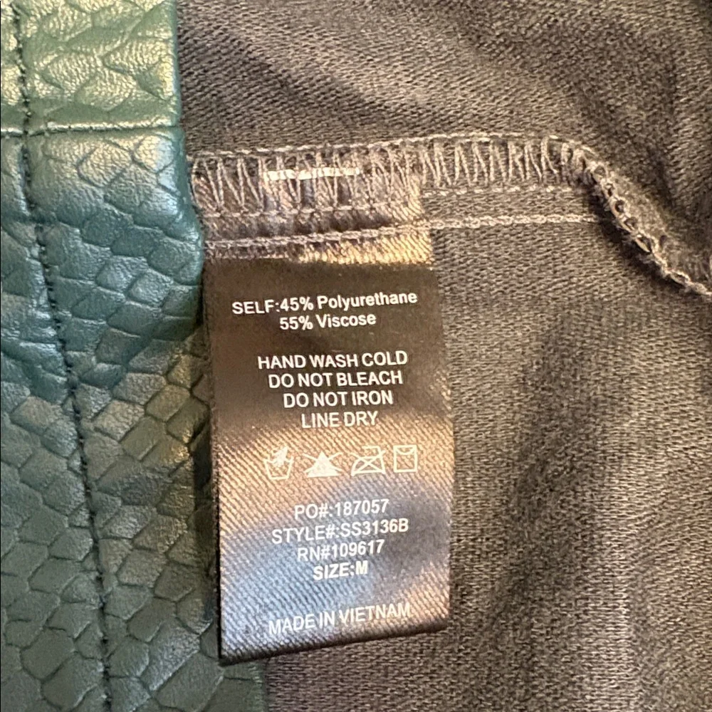 Shinestar Green Snake Print Mini Skirt, Size Medium
